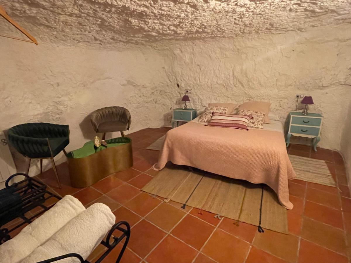 Cueva De La Abuela Maria Villa Alcala del Jucar Exterior photo